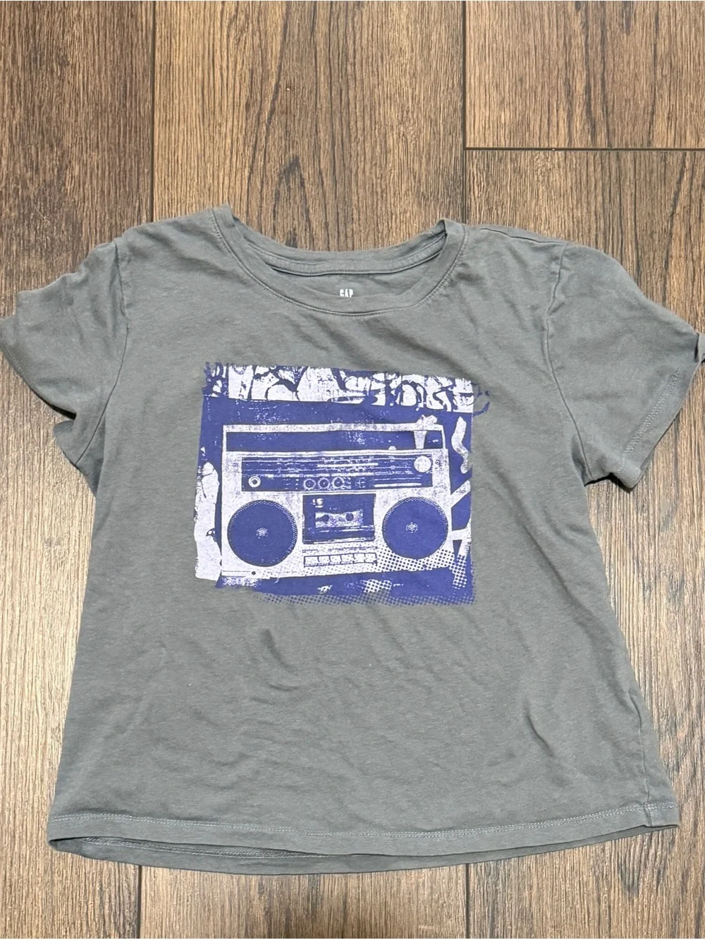GAP Gray Tee with Blue Boombox Graphic Sz XL